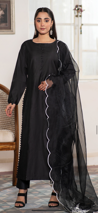 Black Simple 3pc Raniya.h Khaadi Silk Suit